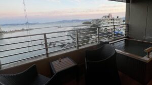 【雄琴温泉】コスパ最強の贅沢旅館！湯元舘 vs びわこ緑水亭で迷った結果、緑水亭を選んだ理由【カップル・記念日旅行】